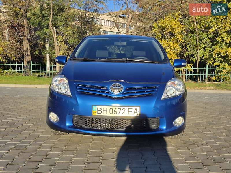 Хэтчбек Toyota Auris 2010 в Одессе фото 9 Хэтчбек Toyota Auris 2010 в Одессе