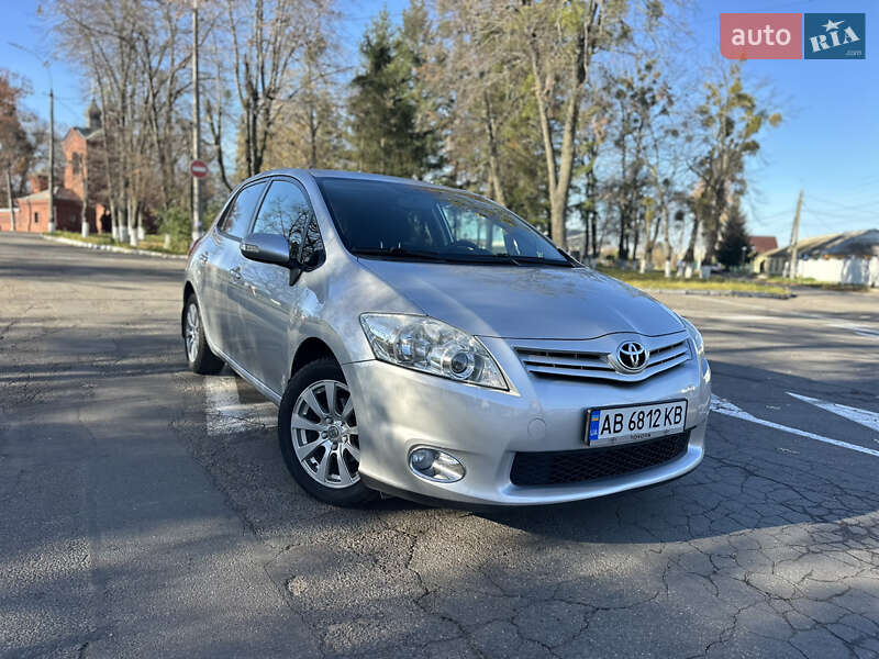 Хэтчбек Toyota Auris 2012 в Виннице фото 12 Хэтчбек Toyota Auris 2012 в Виннице