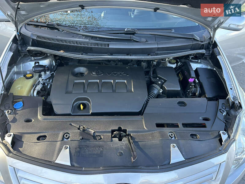 Хэтчбек Toyota Auris 2012 в Виннице фото 46 Хэтчбек Toyota Auris 2012 в Виннице