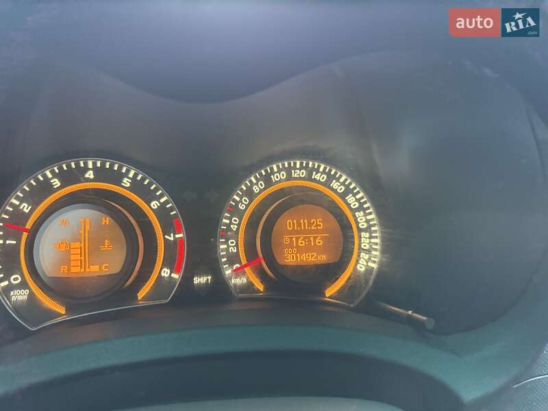 Хэтчбек Toyota Auris 2011 в Одессе