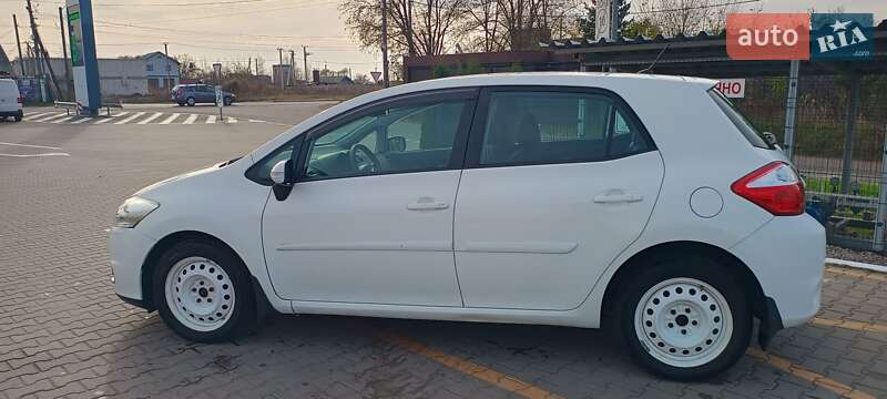 Хэтчбек Toyota Auris 2010 в Вышгороде фото 5 Хэтчбек Toyota Auris 2010 в Вышгороде