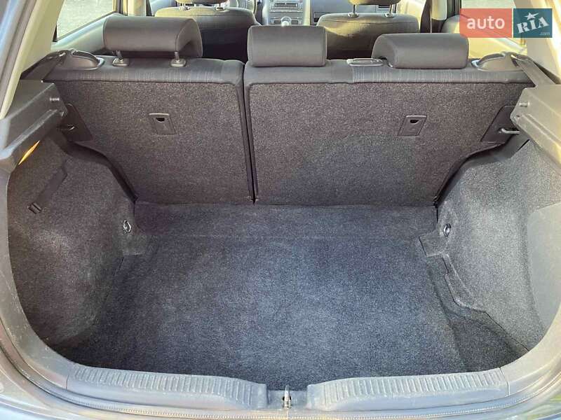 Хэтчбек Toyota Auris 2009 в Стрые