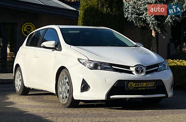 Хетчбек Toyota Auris 2014 в Львові