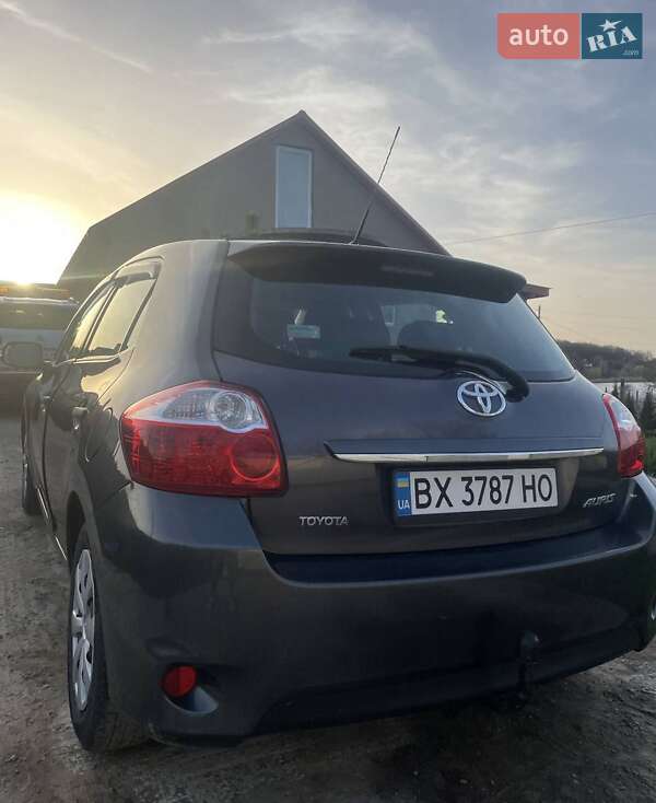 Хэтчбек Toyota Auris 2011 в Хмельницком фото 5 Хэтчбек Toyota Auris 2011 в Хмельницком