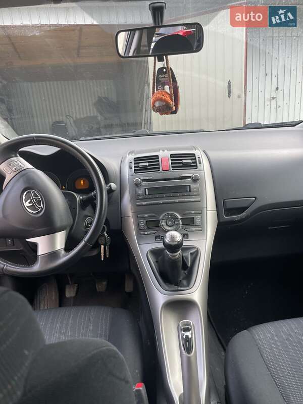 Хетчбек Toyota Auris 2009 в Тернополі