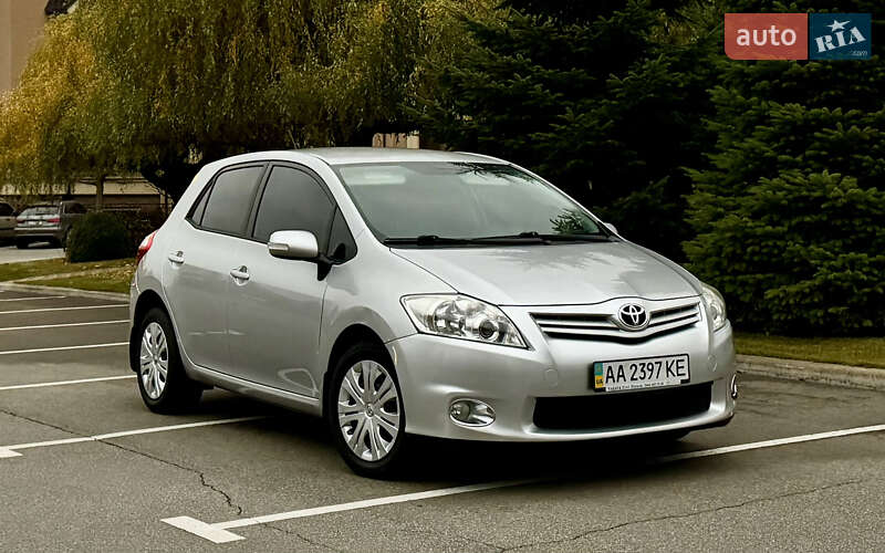 Хэтчбек Toyota Auris 2010 в Киеве фото 11 Хэтчбек Toyota Auris 2010 в Киеве