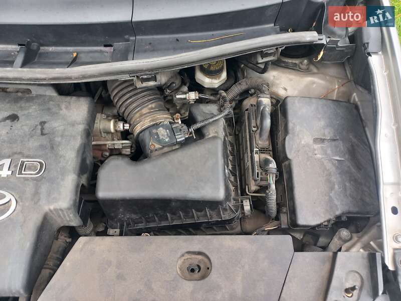 Хэтчбек Toyota Auris 2008 в Запорожье фото 15 Хэтчбек Toyota Auris 2008 в Запорожье