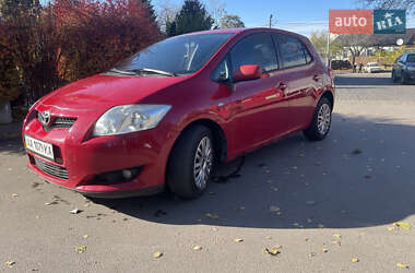 Хэтчбек Toyota Auris 2007 в Киеве