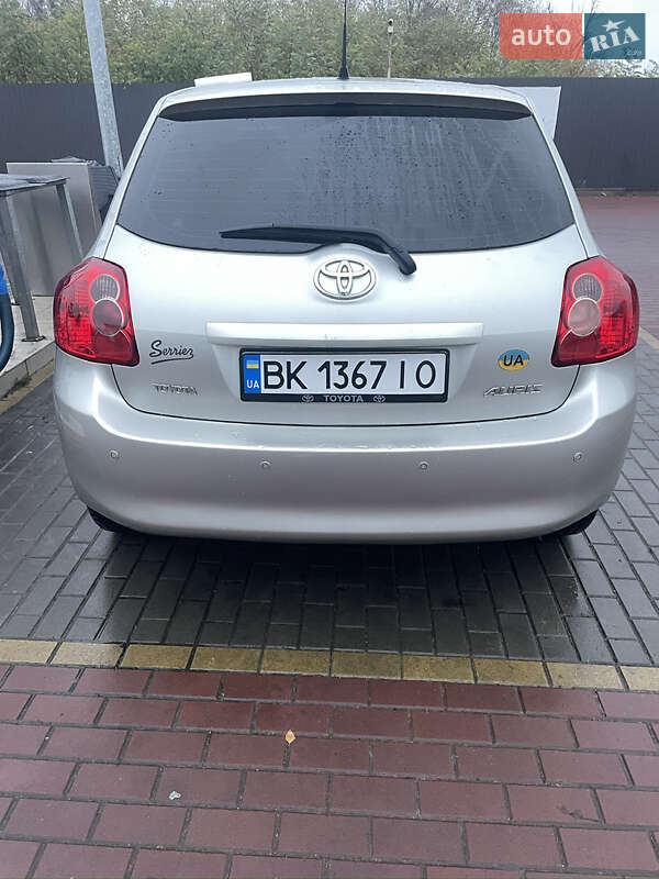 Хэтчбек Toyota Auris 2009 в Сарнах фото 3 Хэтчбек Toyota Auris 2009 в Сарнах