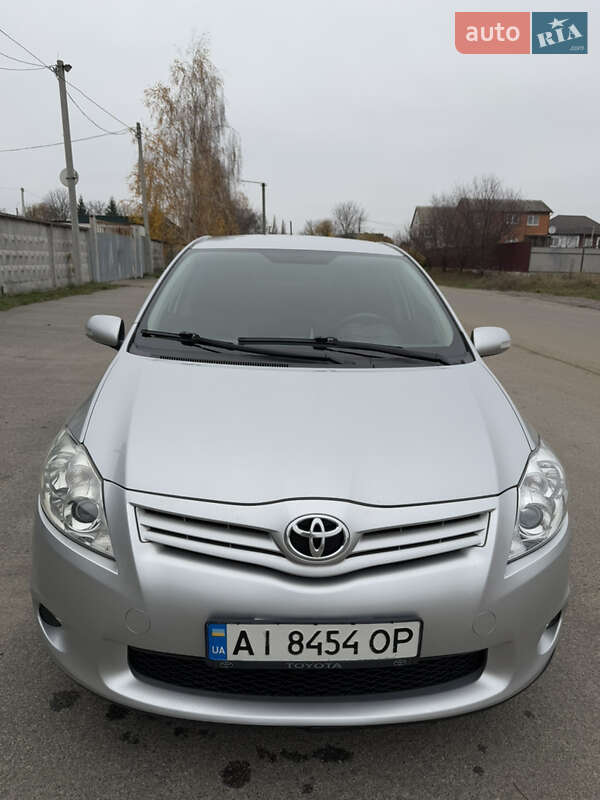 Хетчбек Toyota Auris 2013 в Фастові фото 2 Хетчбек Toyota Auris 2013 в Фастові