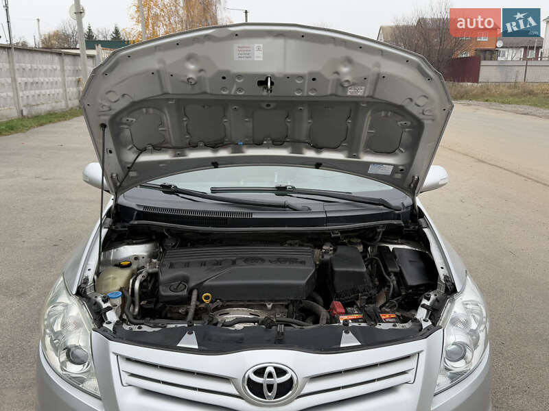 Хетчбек Toyota Auris 2013 в Фастові фото 18 Хетчбек Toyota Auris 2013 в Фастові