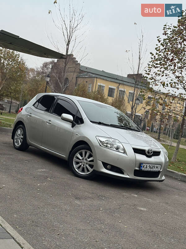 Хэтчбек Toyota Auris 2008 в Киеве фото 2 Хэтчбек Toyota Auris 2008 в Киеве