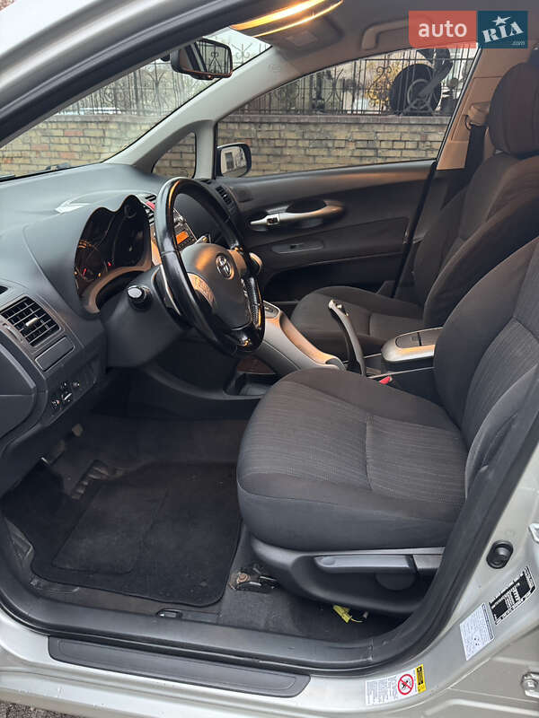 Хэтчбек Toyota Auris 2008 в Киеве фото 15 Хэтчбек Toyota Auris 2008 в Киеве