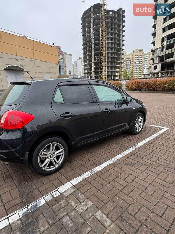 Хетчбек Toyota Auris 2007 в Києві