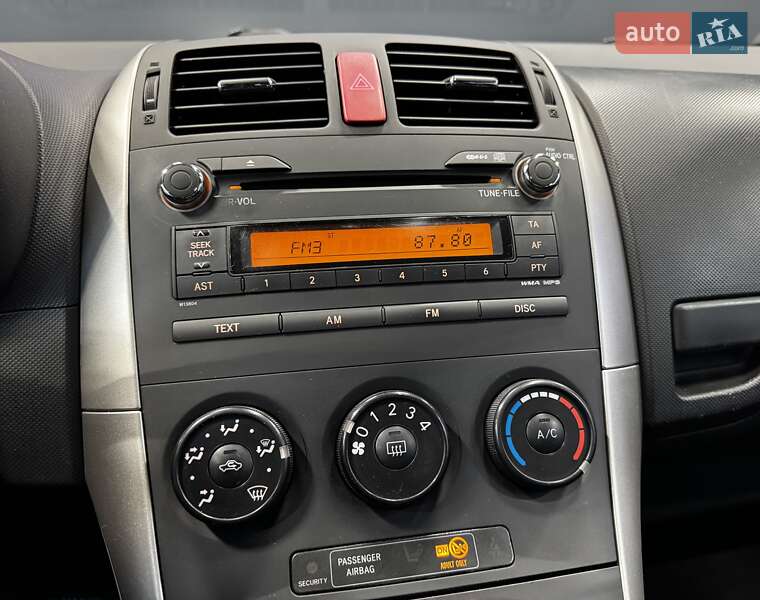 Хэтчбек Toyota Auris 2008 в Киеве фото 34 Хэтчбек Toyota Auris 2008 в Киеве