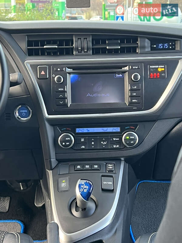 Универсал Toyota Auris 2014 в Житомире фото 51 Универсал Toyota Auris 2014 в Житомире