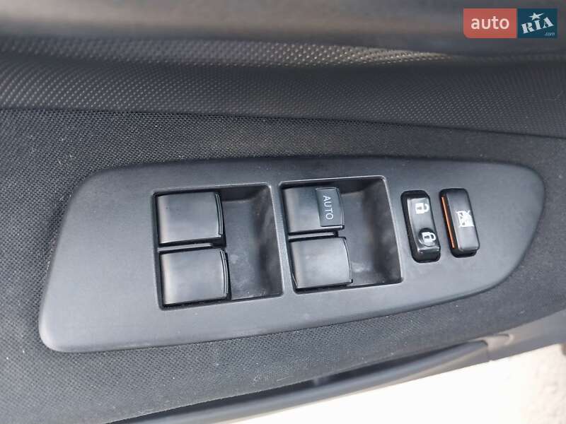 Хэтчбек Toyota Auris 2008 в Николаеве фото 17 Хэтчбек Toyota Auris 2008 в Николаеве