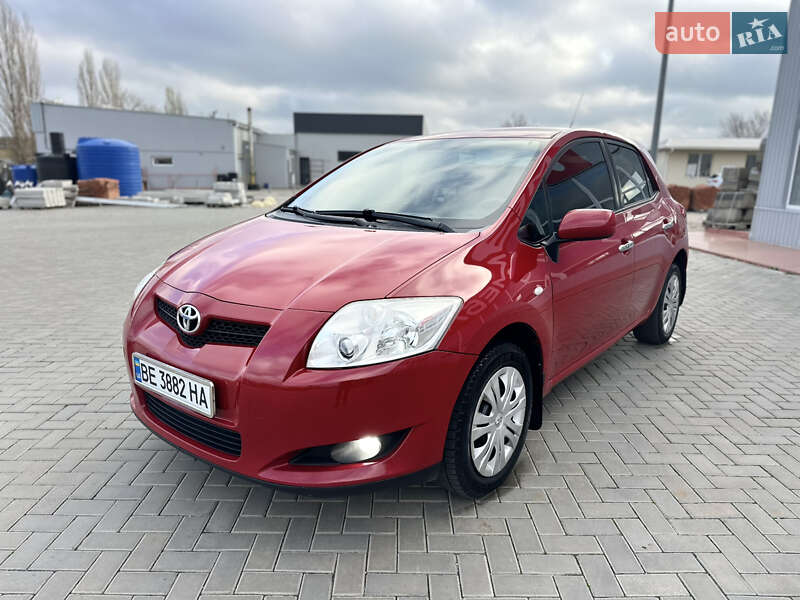 Хэтчбек Toyota Auris 2007 в Первомайске фото 2 Хэтчбек Toyota Auris 2007 в Первомайске