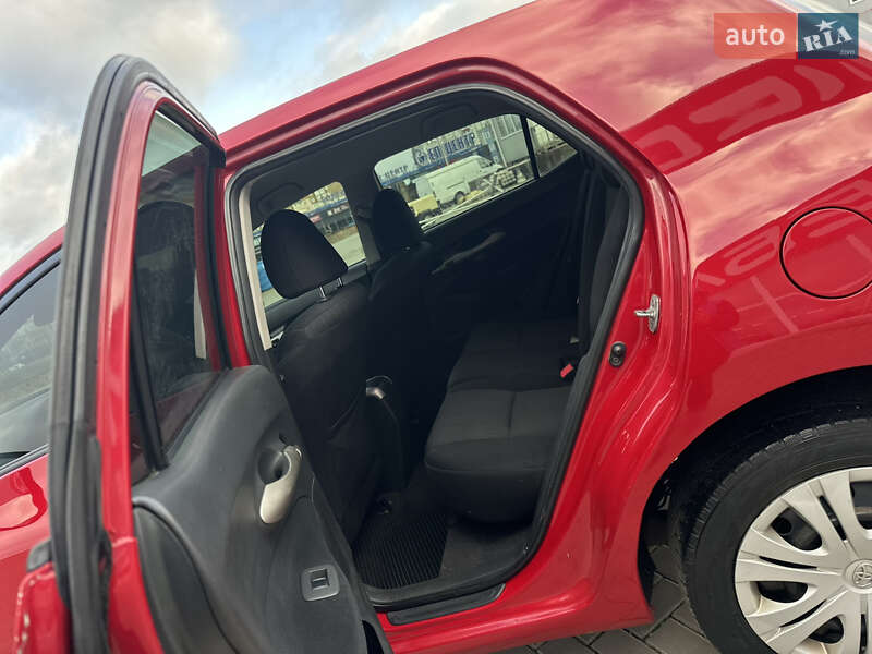 Хэтчбек Toyota Auris 2007 в Первомайске фото 17 Хэтчбек Toyota Auris 2007 в Первомайске