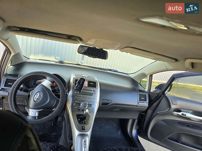 Хетчбек Toyota Auris 2007 в Великодолинському