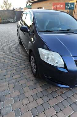 Хетчбек Toyota Auris 2008 в Сумах