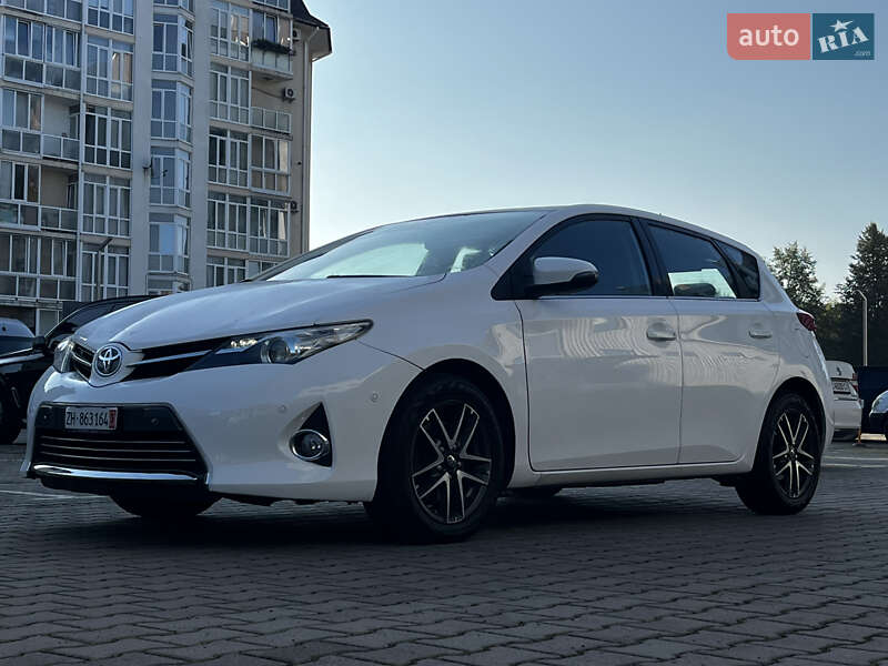 Хэтчбек Toyota Auris 2013 в Луцке фото 11 Хэтчбек Toyota Auris 2013 в Луцке