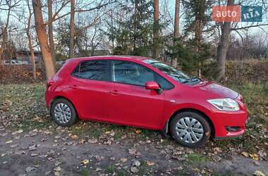 Хэтчбек Toyota Auris 2008 в Киеве