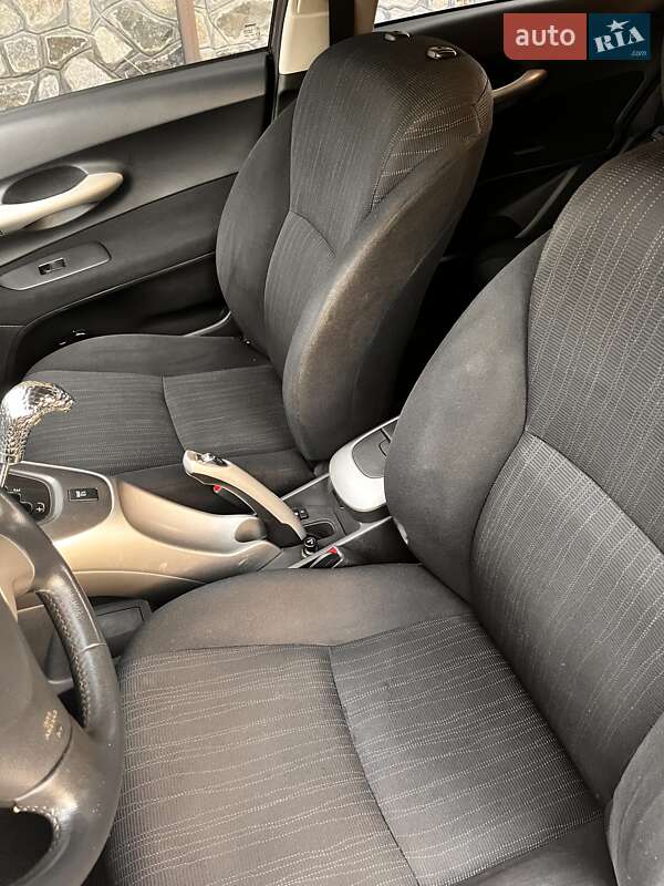 Хэтчбек Toyota Auris 2008 в Полтаве