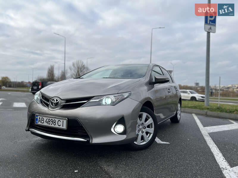 Хетчбек Toyota Auris 2013 в Вінниці