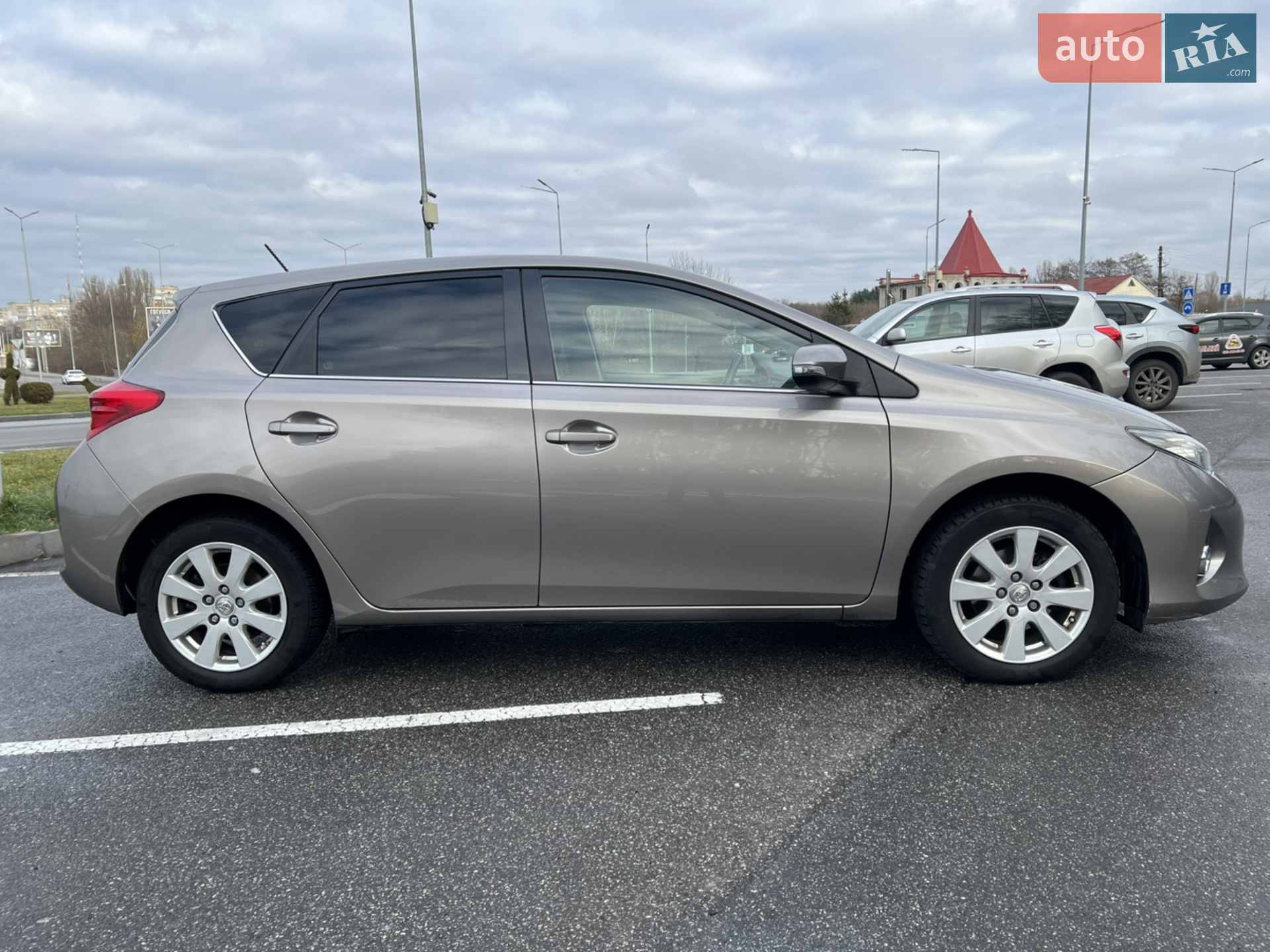 2013 Toyota Auris - мініатюра 9