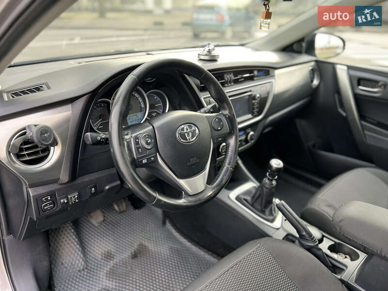Хетчбек Toyota Auris 2013 в Вінниці