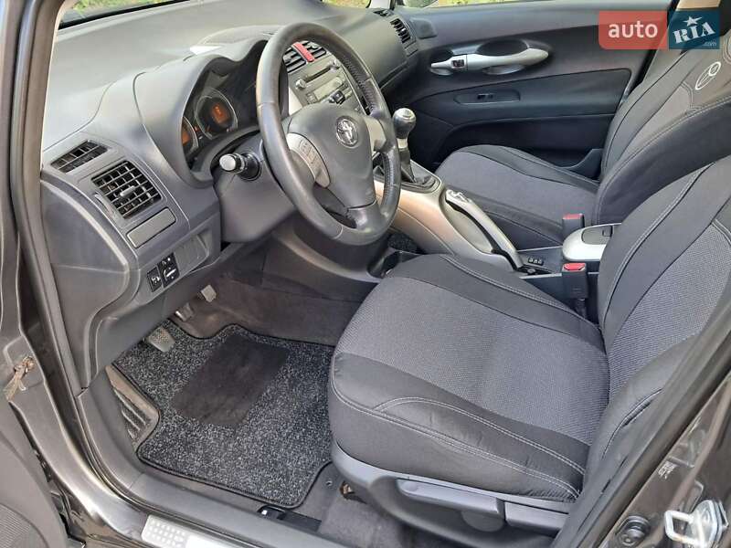 Хэтчбек Toyota Auris 2008 в Черновцах фото 25 Хэтчбек Toyota Auris 2008 в Черновцах