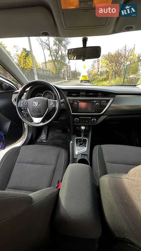 Хетчбек Toyota Auris 2014 в Дніпрі фото 9 Хетчбек Toyota Auris 2014 в Дніпрі