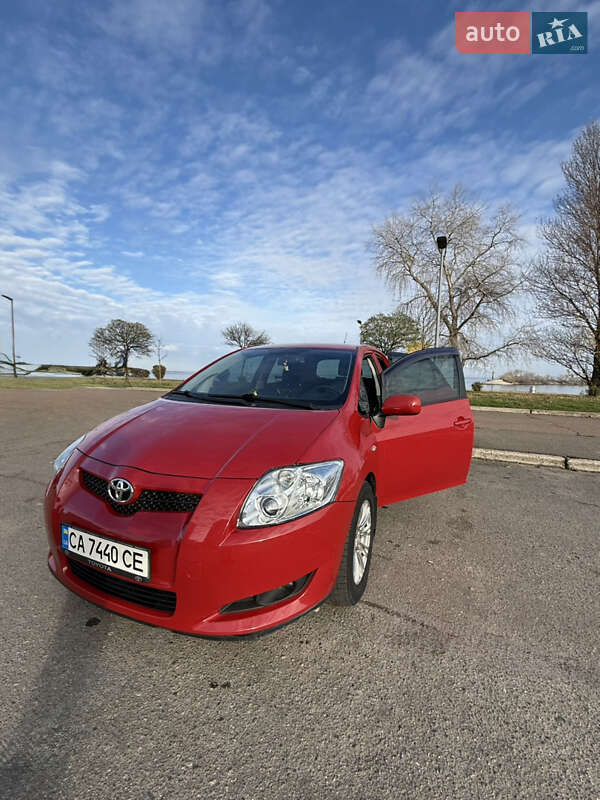 Хэтчбек Toyota Auris 2009 в Черкассах фото 12 Хэтчбек Toyota Auris 2009 в Черкассах