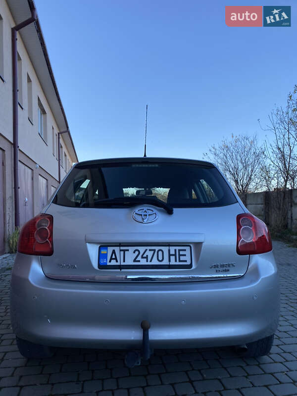 Хетчбек Toyota Auris 2006 в Івано-Франківську