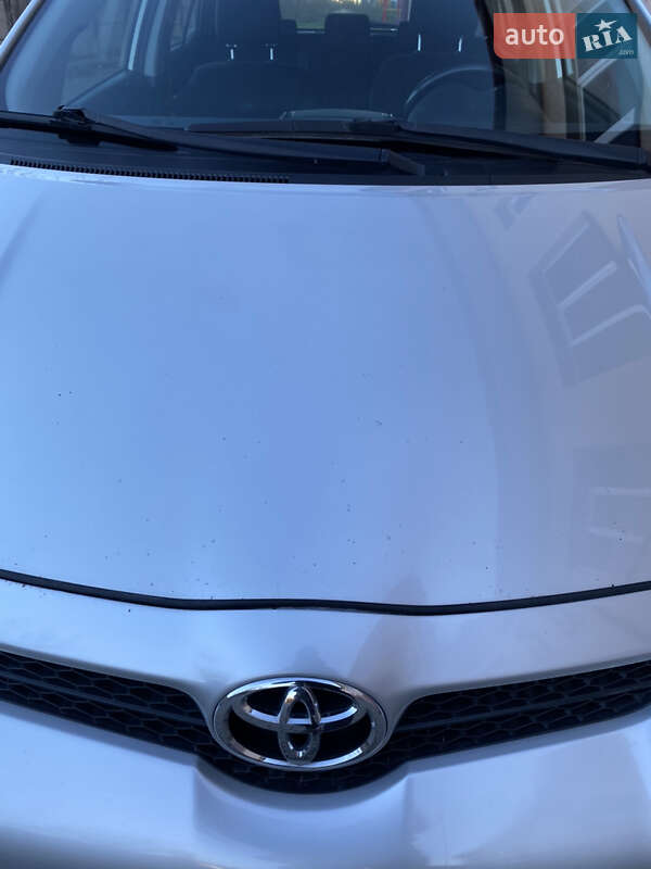 Хетчбек Toyota Auris 2006 в Івано-Франківську