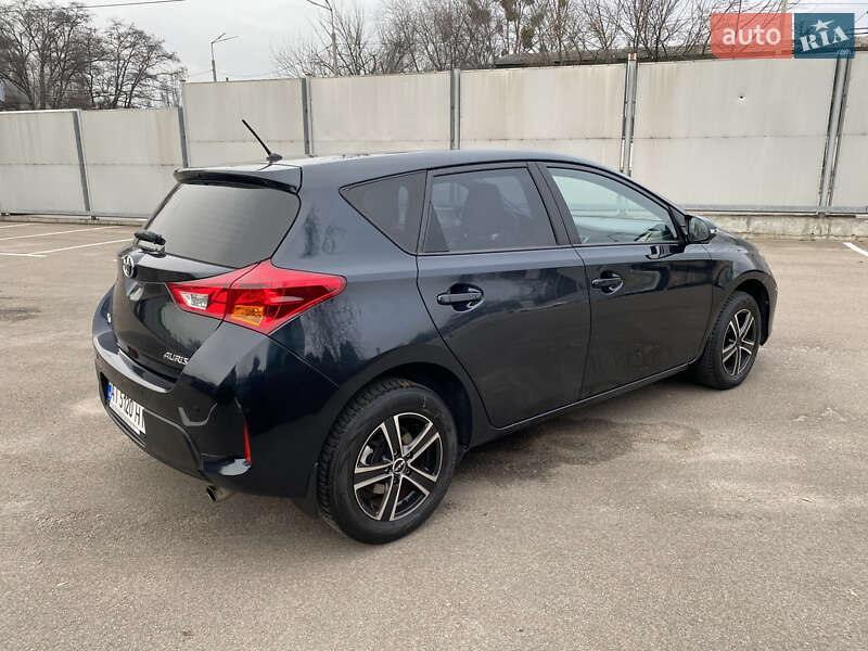 Хетчбек Toyota Auris 2014 в Києві фото 6 Хетчбек Toyota Auris 2014 в Києві