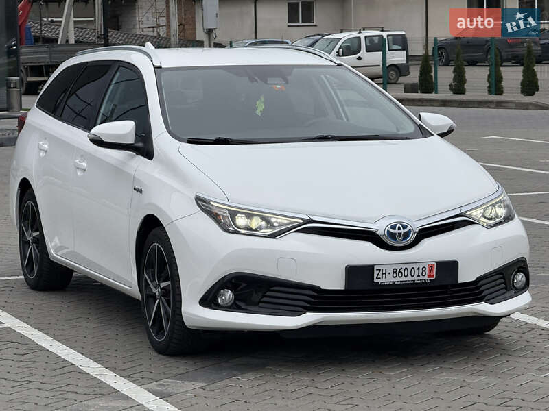 Універсал Toyota Auris 2017 в Луцьку фото 11 Універсал Toyota Auris 2017 в Луцьку