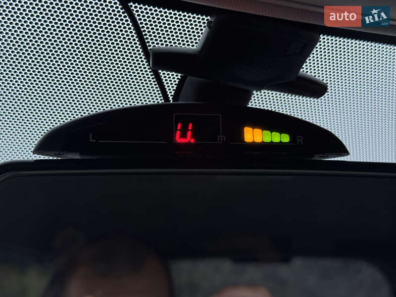 Хетчбек Toyota Auris 2011 в Києві фото 14 Хетчбек Toyota Auris 2011 в Києві