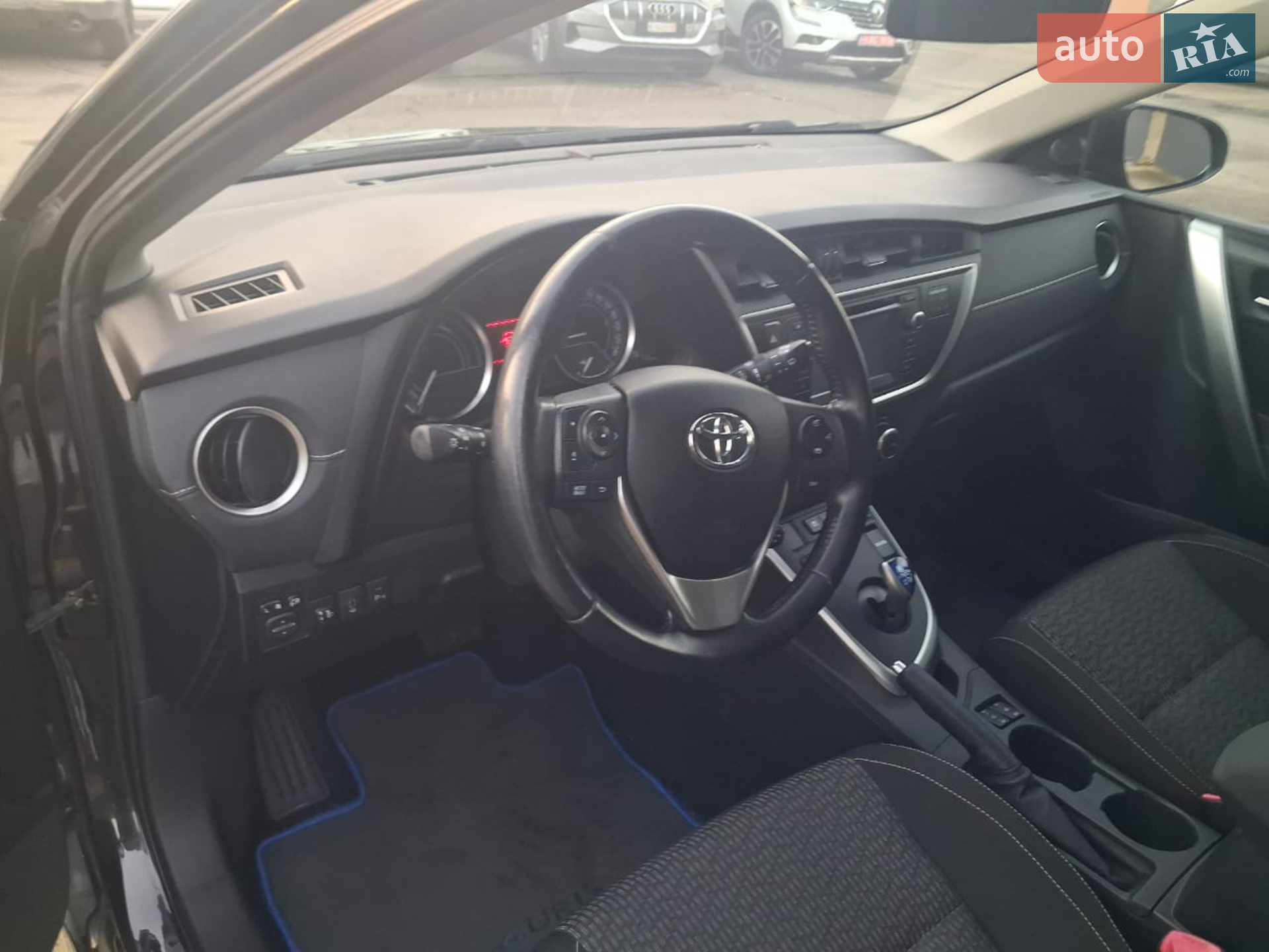 2015 Toyota Auris - мініатюра 18