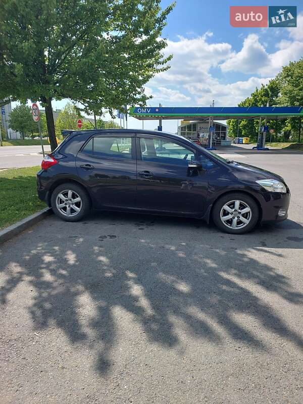 Хетчбек Toyota Auris 2010 в Чорноморську фото 9 Хетчбек Toyota Auris 2010 в Чорноморську