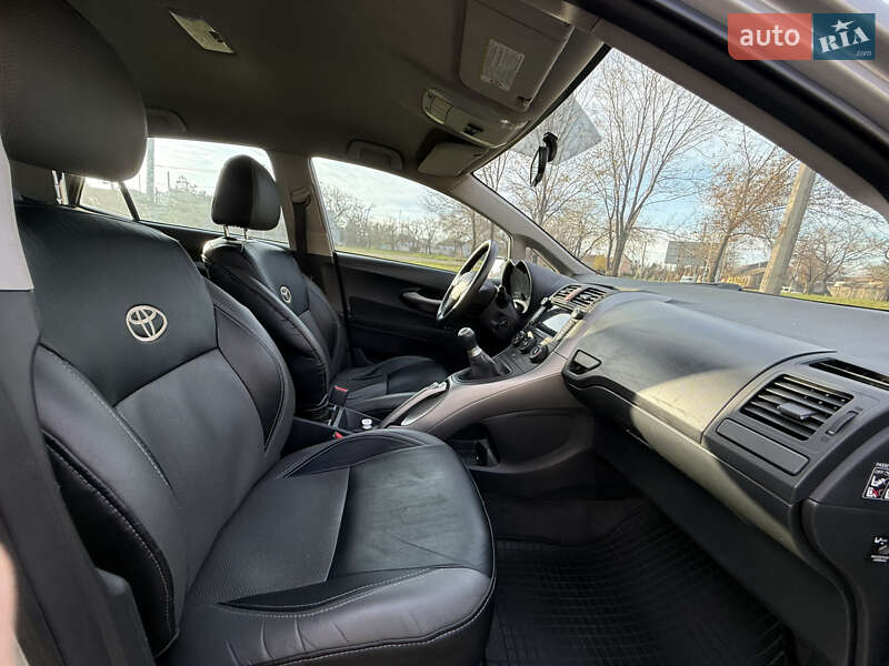 Хетчбек Toyota Auris 2007 в Миколаєві фото 12 Хетчбек Toyota Auris 2007 в Миколаєві