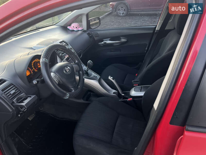 Хетчбек Toyota Auris 2008 в Львові