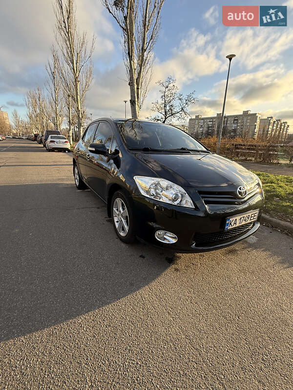 Toyota Auris 2012 Toyota Auris 2012