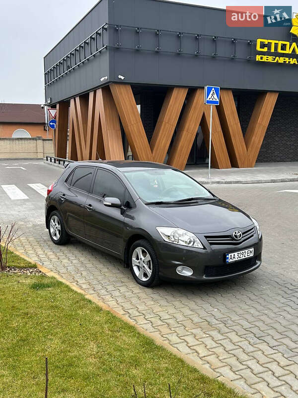 Toyota Auris 2012 Toyota Auris 2012