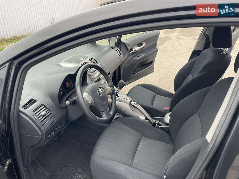 Хетчбек Toyota Auris 2008 в Києві