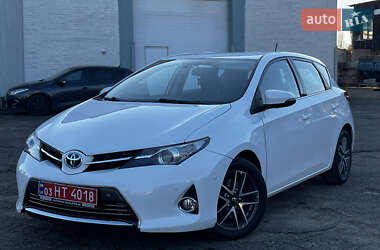Хетчбек Toyota Auris 2013 в Луцьку