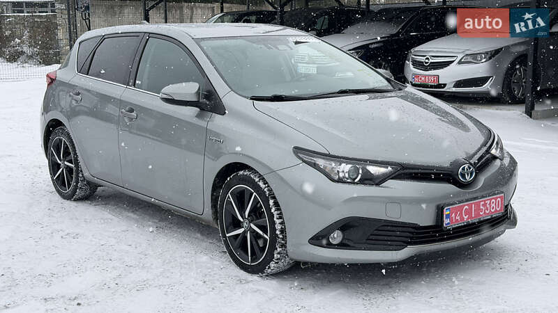 Хэтчбек Toyota Auris 2018 в Калуше фото 3 Хэтчбек Toyota Auris 2018 в Калуше
