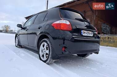 Хэтчбек Toyota Auris 2010 в Бердичеве