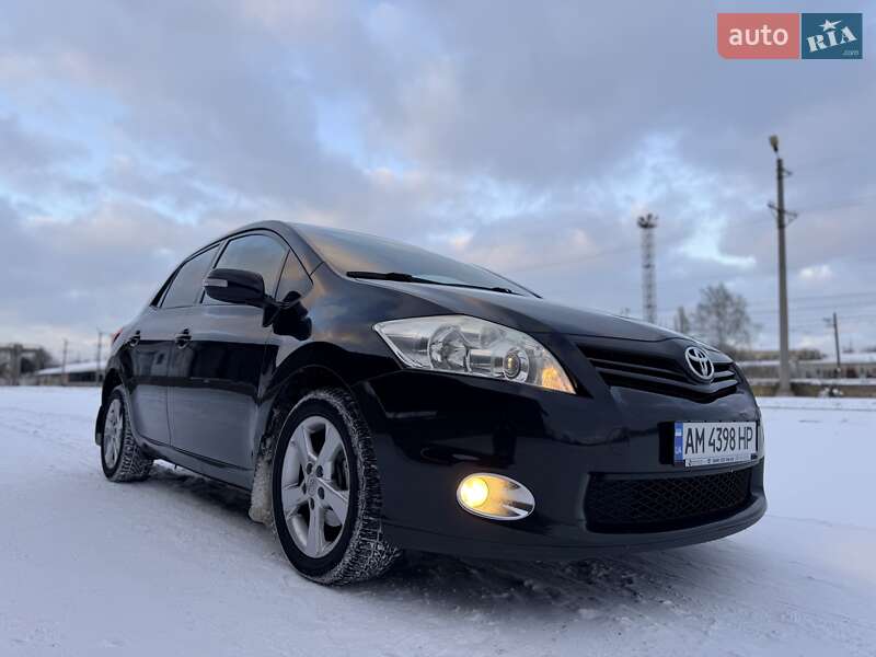 Toyota Auris 2010